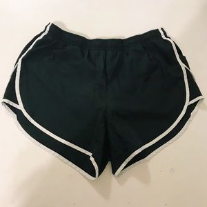 DanSkin Now Running Shorts